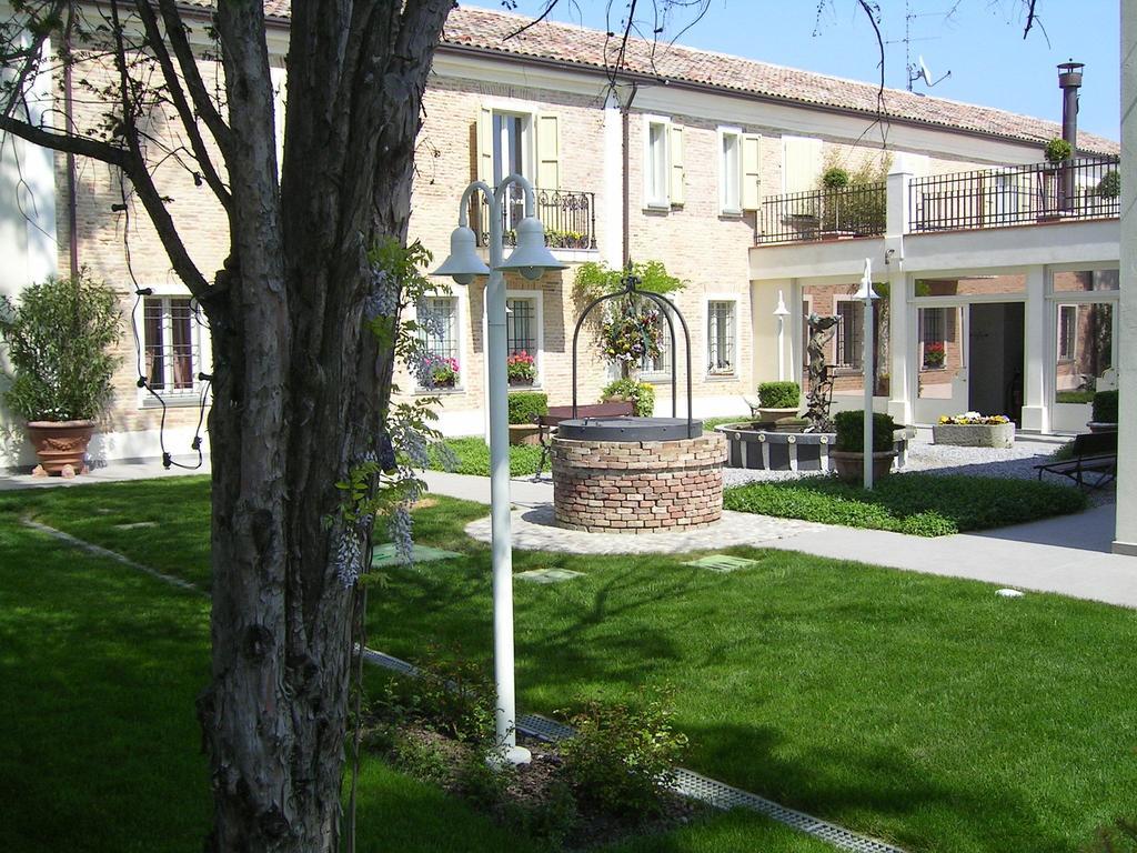 Relais Villa Roncuzzi ルッシ エクステリア 写真