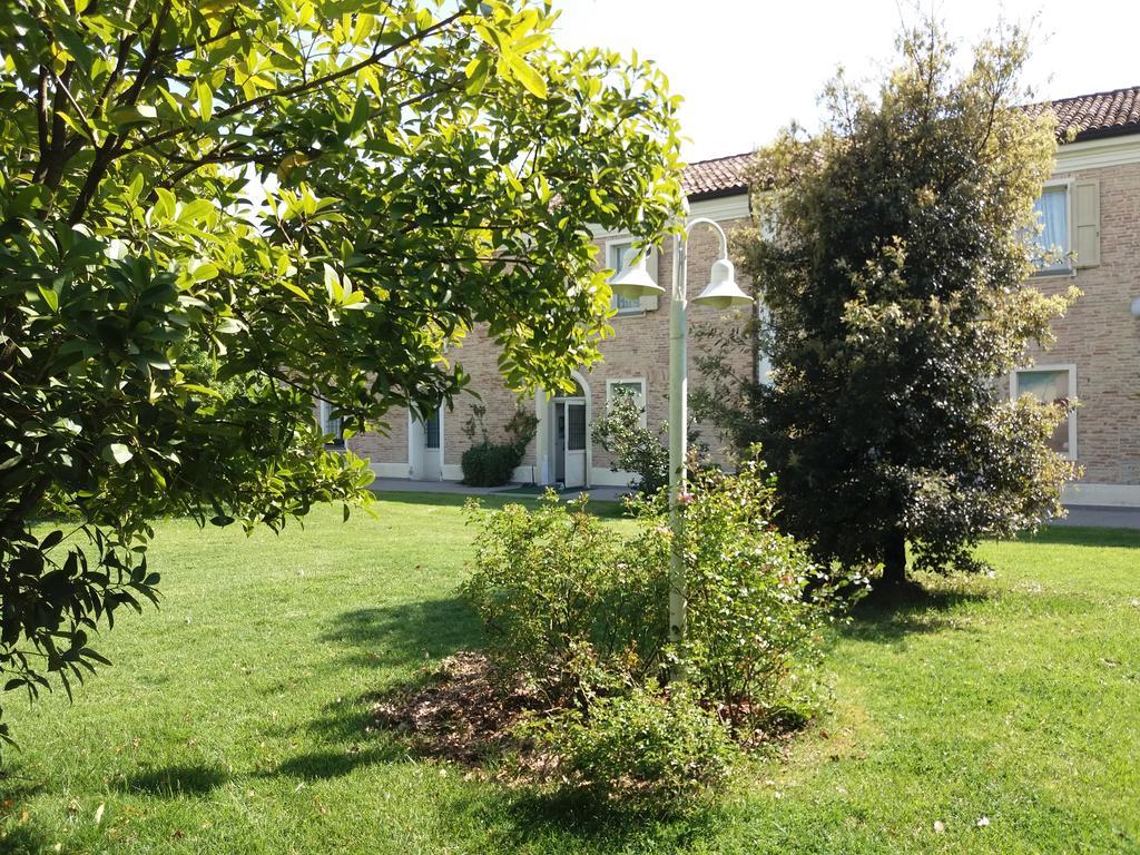 Relais Villa Roncuzzi ルッシ エクステリア 写真