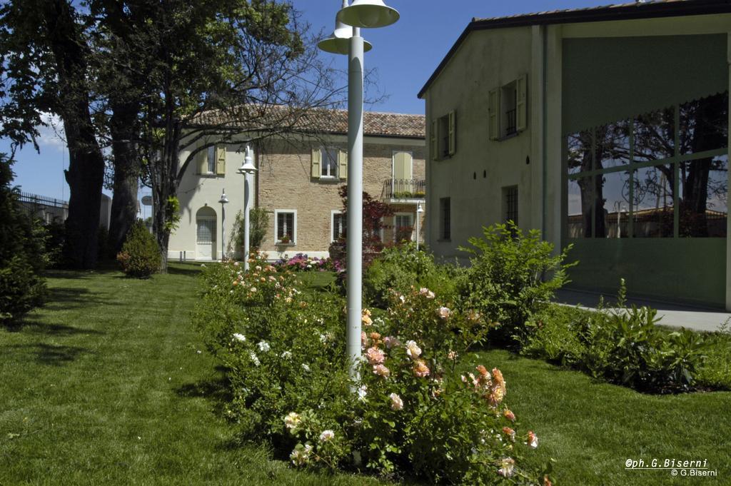 Relais Villa Roncuzzi ルッシ エクステリア 写真