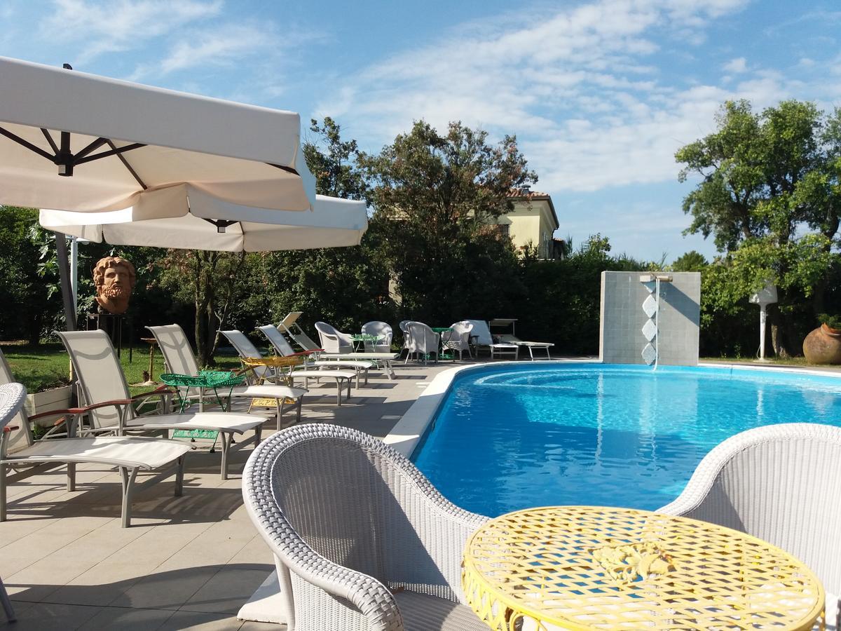 Relais Villa Roncuzzi ルッシ エクステリア 写真